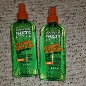 💄NEW Bundle of (2) Garnier Flat Iron Protector
